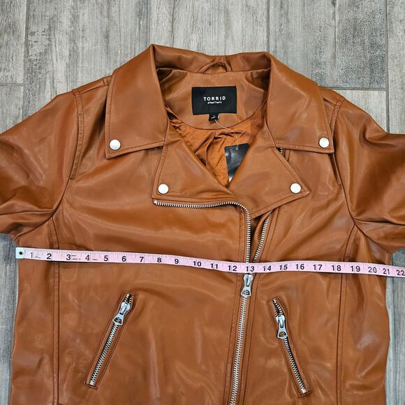 Torrid Faux Leather Asymmetrical Moto Jacket Womens 1X NEW Biker - Picture 6 of 13